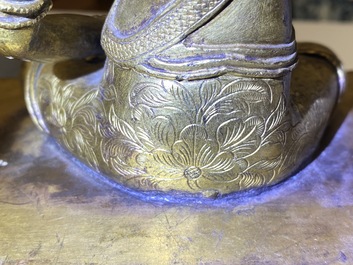 Une figure du Bouddha en bronze dor&eacute;, Sino-Tibet, 17/18&egrave;me